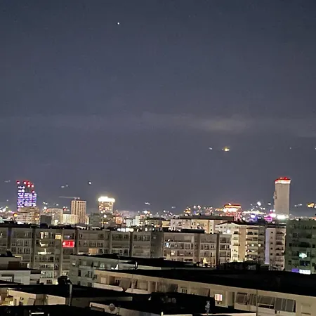 Moonshine 2 * Tirana