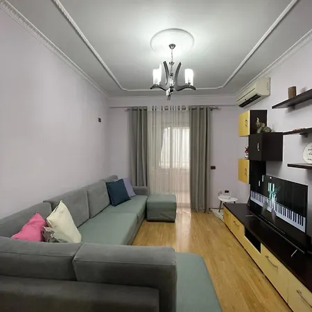 Moonshine 2 Apartment *